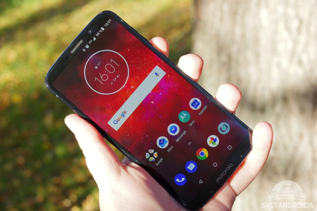 Motorola Moto Z3 Play displej