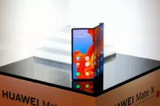 huawei mate x 2