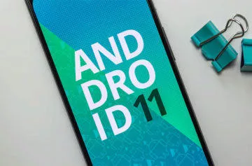 android 11 autoamtický tmavý režim