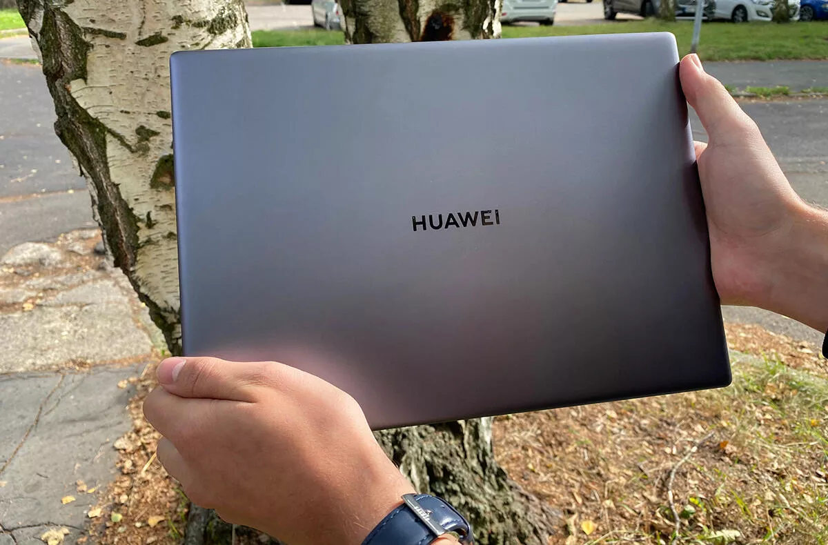 huawei matebook x pro recenze