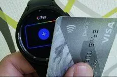 Galaxy Watch4 Wear OS Google Pay karta NFC platby