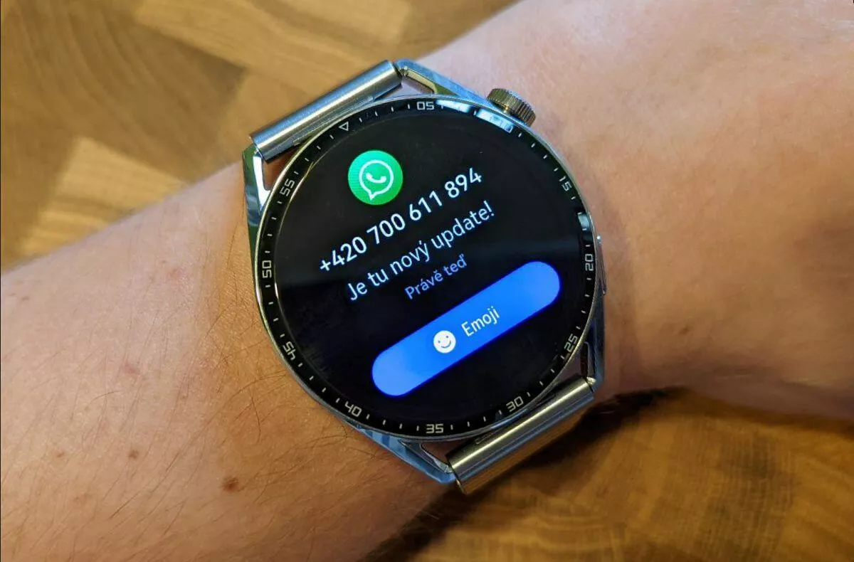 Huawei Watch GT 3 update 2.1.0.221 odpovídání na zprávy