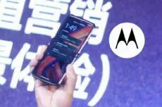 Motorola Razr 2022 design foto