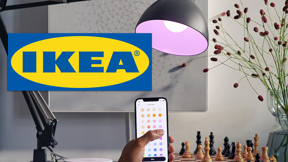 To musíte mít! IKEA nabízí chytrou zásuvku a žárovku s velkou slevou