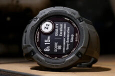 garmin instinct 2 solar akce