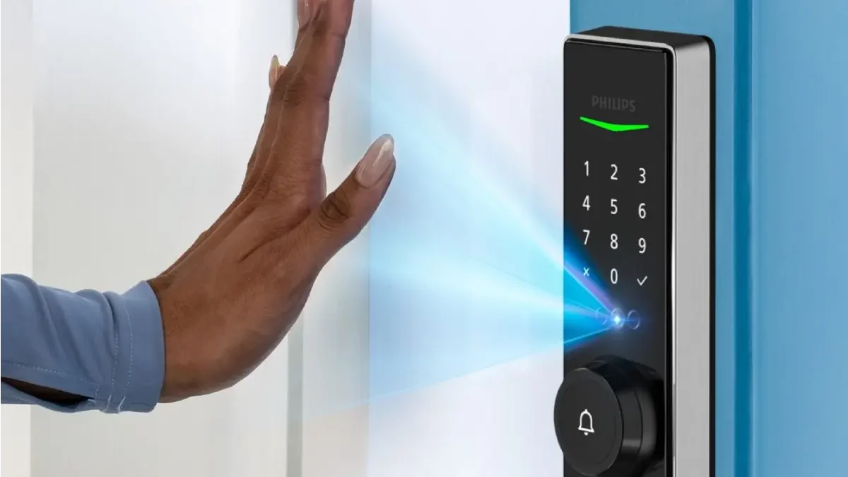 Chytrý zámek od Philips skenuje vaši dlaň. Propojíte ho s mobilní aplikací