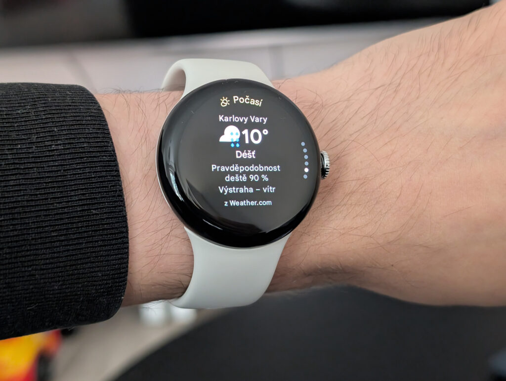 Google Pixel Watch 3 počasí