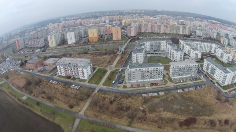 DJI Phantom Vision 2 video z kokpitu rychlost a letové vlastnosti