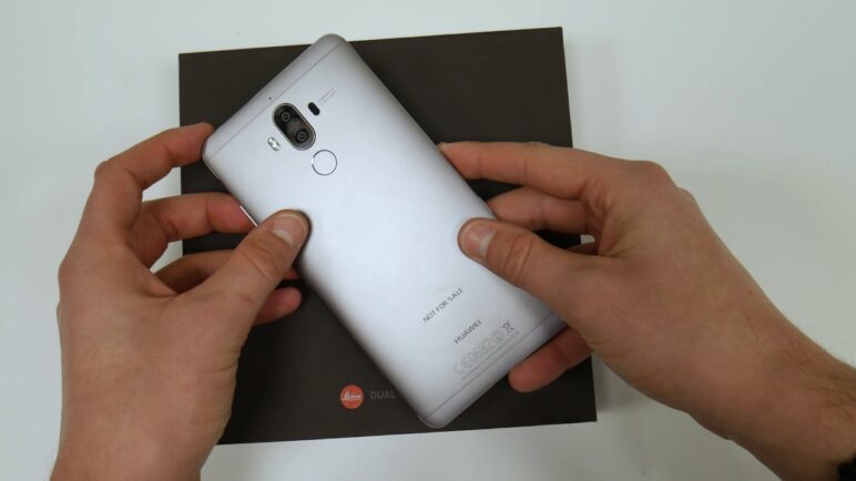 Huawei Mate 9 - kovový obr se skvělou výbavou