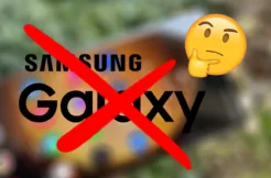 Samsung Galaxy přeškrtnutý název zamýšlející se smajlík