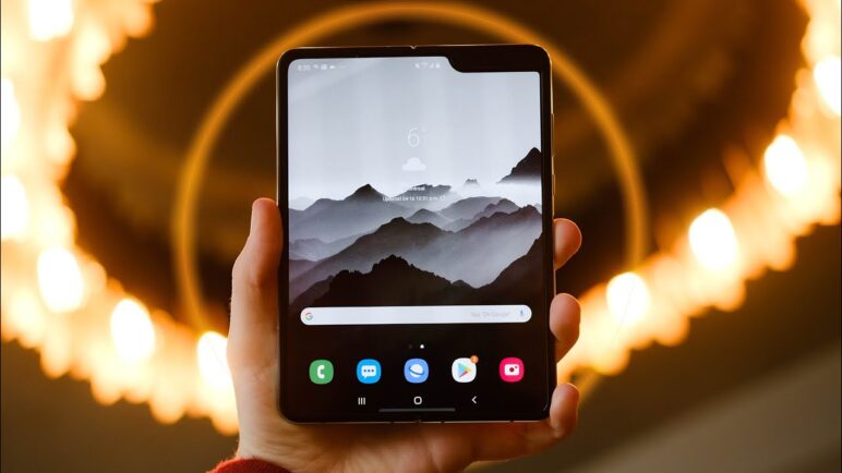 The Galaxy Fold is BACK!