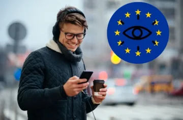 muž s mobilem a EU kontrola