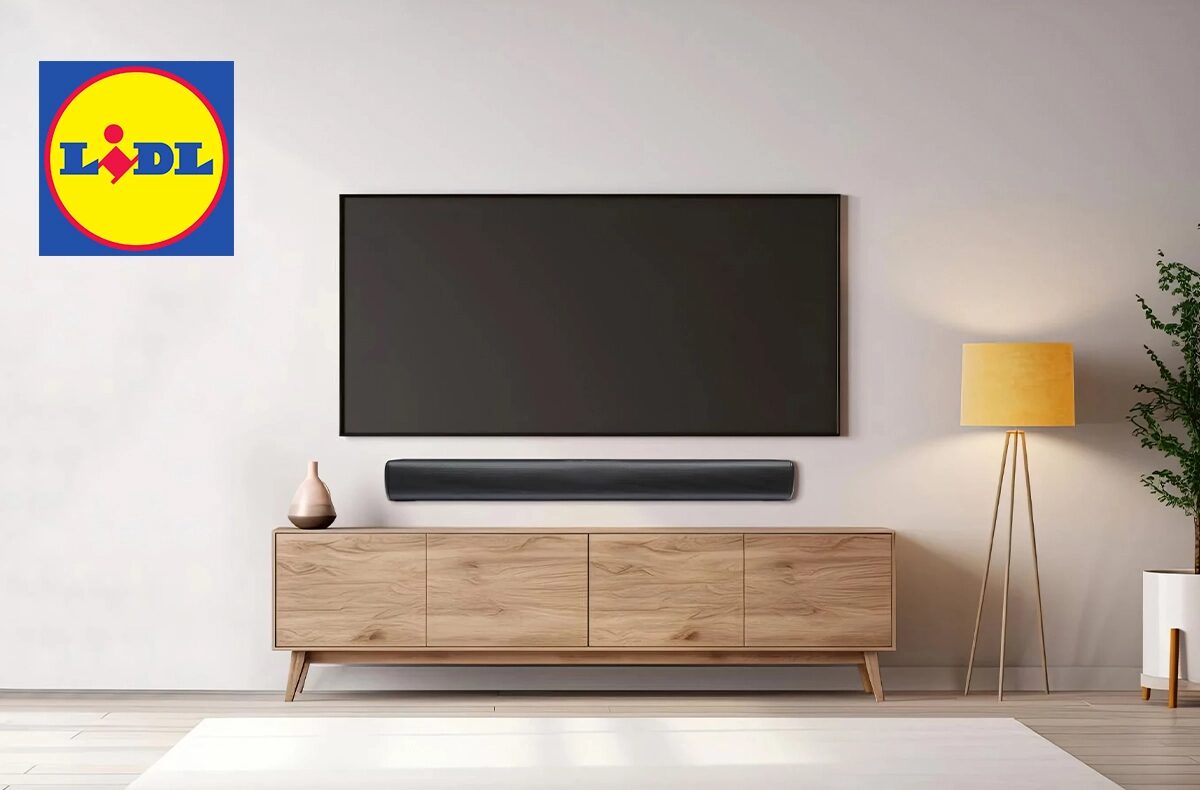 LIDL-soundbar-novinka-dolby-atmos-obývák-s-televizí-květina