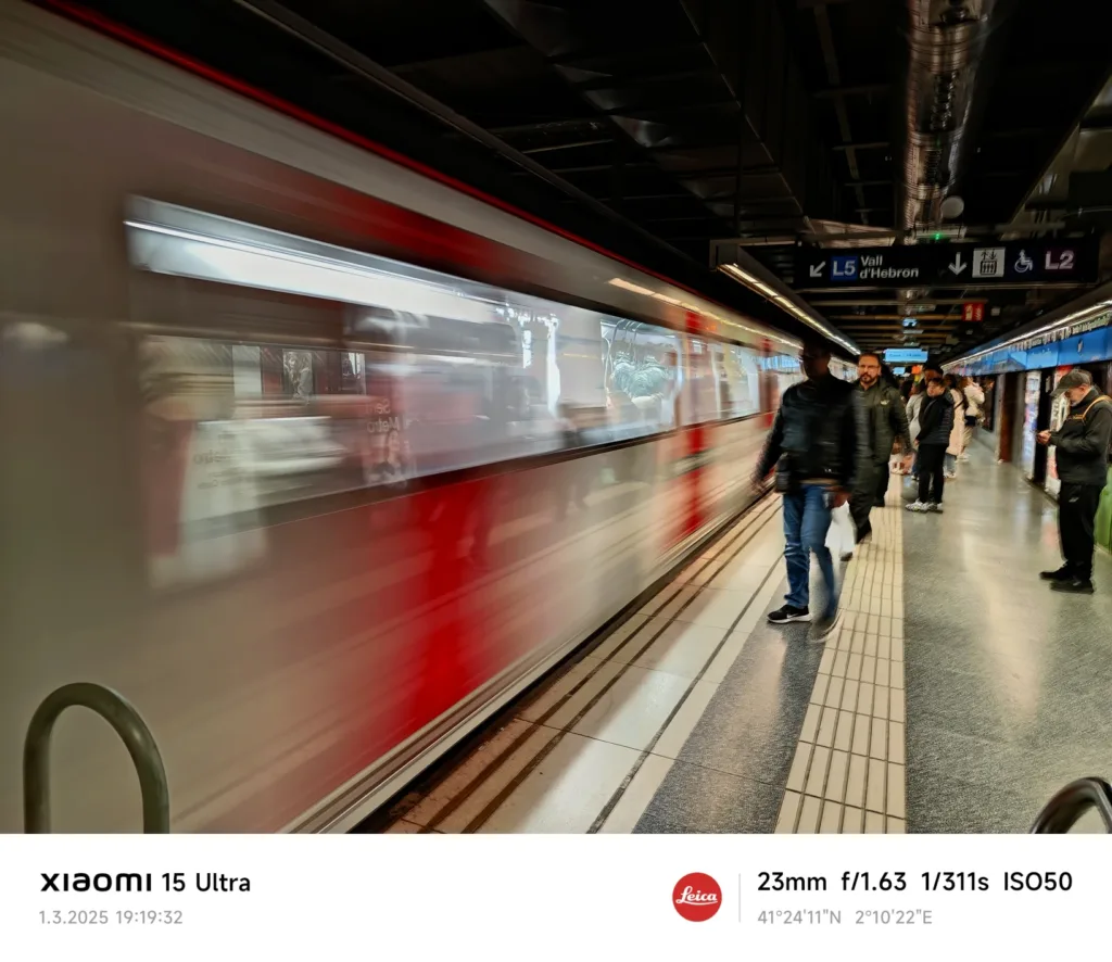 Xiaomi 15 Ultra metro pomalá závěrka