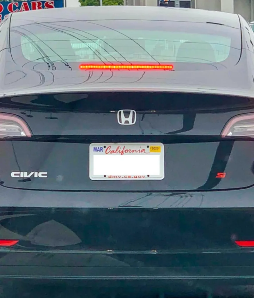 tesla jako honda civic