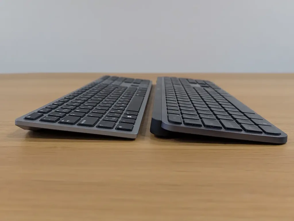 Srovnání Dell KB700 a Logitech MX Keys S