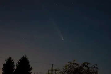 Comet Tsuchinshan-ATLAS photographed with a focus of 85 mm